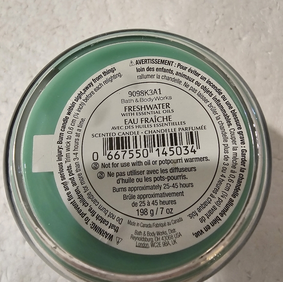 2/$18 Bath & Body Works single wick Candle - Picture 2 of 3